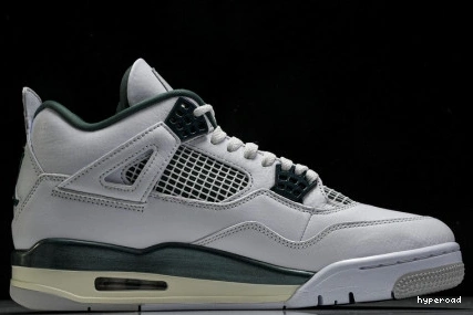 Hyperoad “Oxidized Air Green” Jordan 4 0813